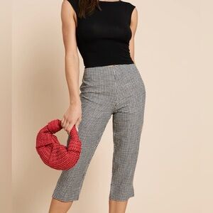 Y2K vintage first option - Chic Black and White Women's Checkered Capris